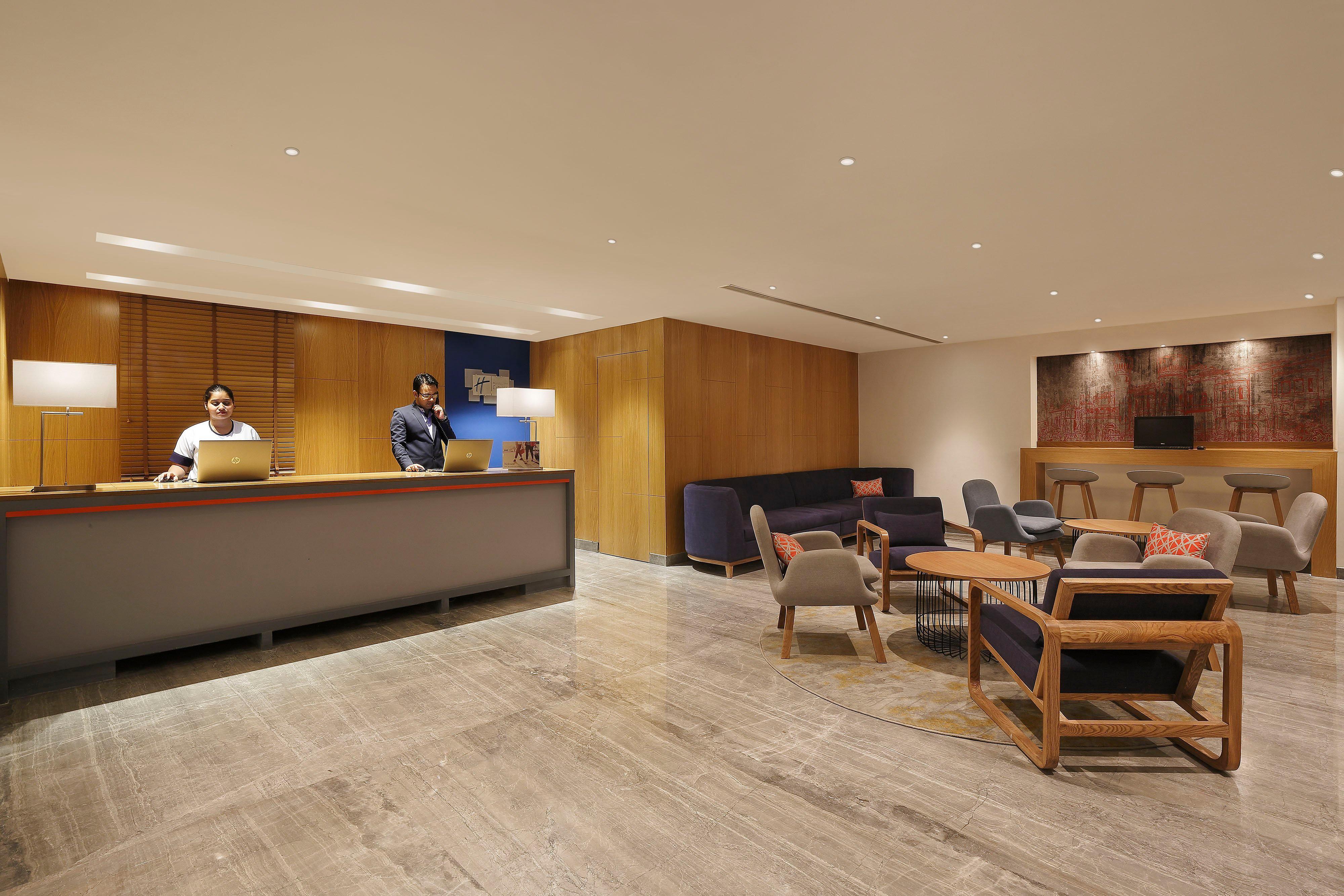 Holiday Inn Express Bengaluru Yeshwantpur By Ihg Exterior foto