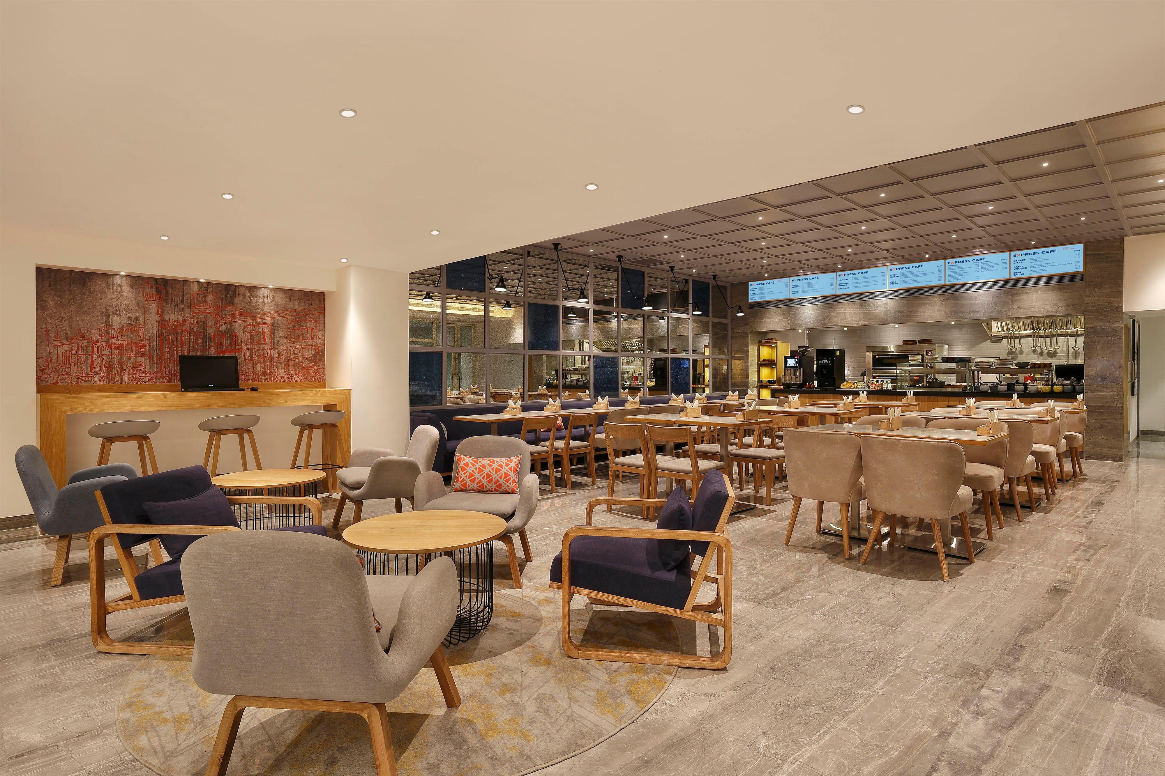 Holiday Inn Express Bengaluru Yeshwantpur By Ihg Exterior foto